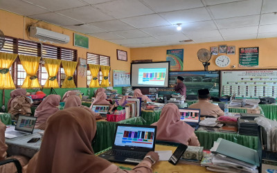 MTsN 1 Aceh Tamiang Siap Hadapi Era Ujian Modern Menggunakan SIUMAT